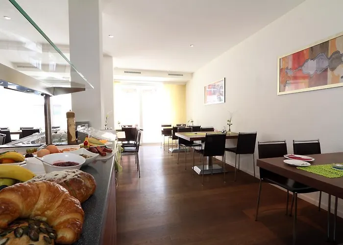 费霍夫酒店 萨斯费